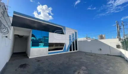 Casa comercial com 198 m² no bairro Araés