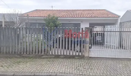 Casa com 3 quartos à venda na Rua Lago Tanguá, 675, Palmital, Colombo, 144 m2 por R$ 450.000