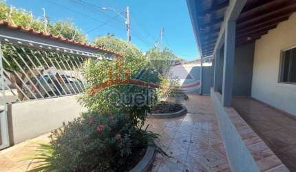 Casa com 4 quartos, 360m², à venda em Caldas Novas, Jardim Paraíso