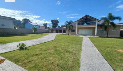 Casa Alto Padrão para Venda em Parque A Equitativa Duque de Caxias-RJ
