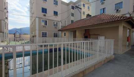 Apartamento 2 quartos e garagem, piscina