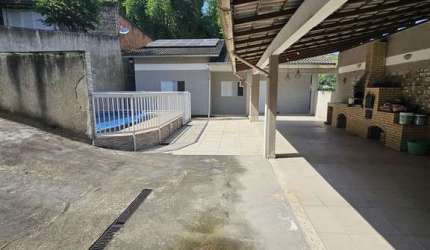 Casa à venda no bairro Chácaras Arcampo - Duque de Caxias/RJ