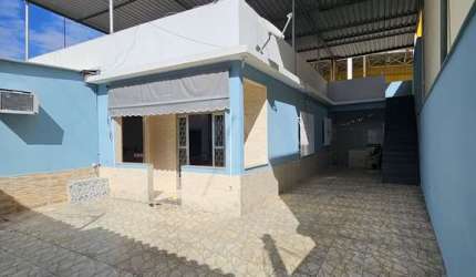 Oportunidade de casa atras do DOM atacadista