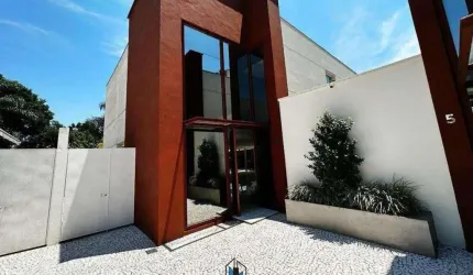 Casa em Condomínio - Alto da Boa Vista - 4 suítes; 8 vagas