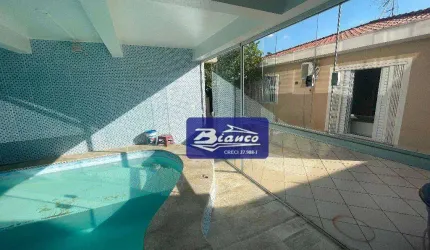 Maravilhosa Casa Térrea Isolada c/ piscina na melhor Rua do Jardim Vila Galvão!!