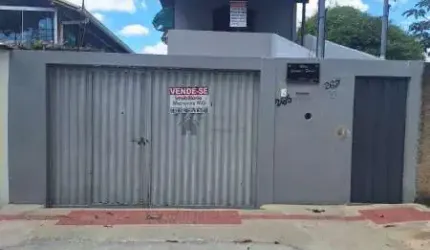 LINDA CASA EM A“TIMA LOCALIZAA‡AƒO DO BAIRRO JARDIM DAS ALTEROSAS EM BETIM