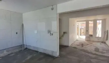 EXCELENTE CASA GEMINADA EM A“TIMA LOCALIZAA‡AƒO DO BAIRRO GUARUJA MANSA•ES EM BETIM