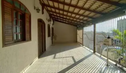 EXCELENTE CASA EM LOTE DE 420 METROS COM 03 QUARTOS NO SANTA HELENA EM CONTAGEM