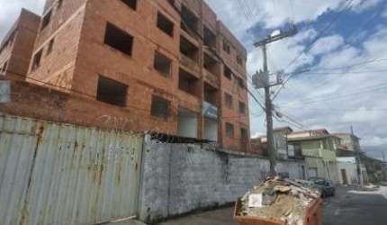 LINDA AREA PRIVATIVA EM PREDIO INDIVIDUAL COM ELEVADOR NA MELHOR LOCALIZAA‡AƒO DO BAIRRO TIROL