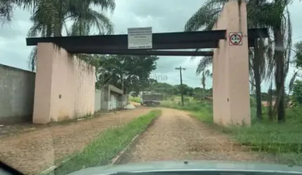 LINDA CHACARA EM CONDOMINIO FECHADO PORTAL SERRA AZUL1000 METROS