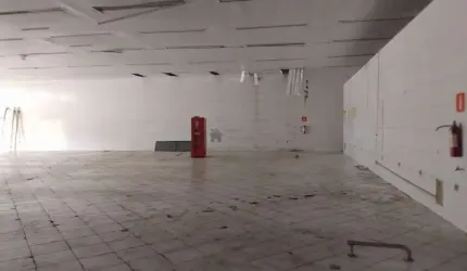 excelente galpA£o/ loja com 1.400 m, na A¡rea comercial do bairro santa marta/ centro, neves