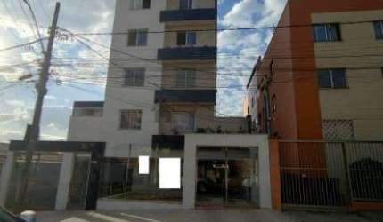 EXCELENTE COBERTURA EM PREDIO INDIVIDUAL COM ELEVADOR NO BARREIRO EM CONTAGEM