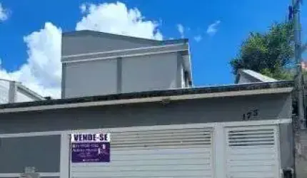 Sobrado a venda com 2 dormitórios na Vila Carmozina em São Paulo-SP