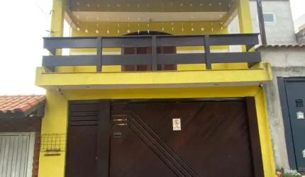 Sobrado a venda em ferraz