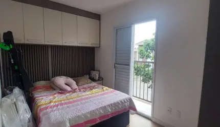 Casa de condomínio em Suzano