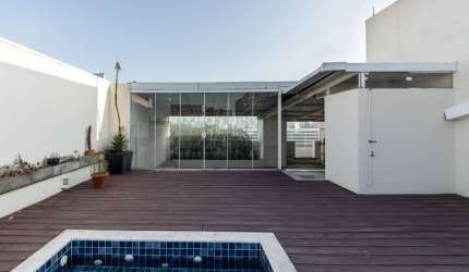 Versátil cobertura para venda com 3 quartos, sendo 3 suítes, 272m²