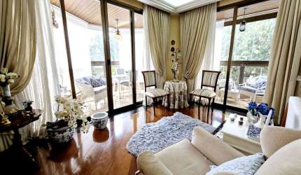 Funcional apartamento tipo para venda com 3 quartos, sendo 3 suítes, 240m²