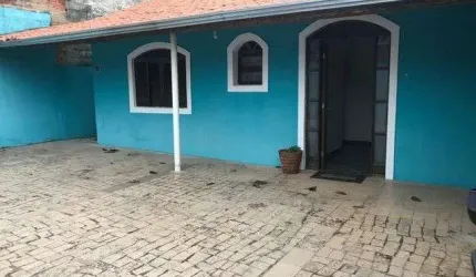 Casa Térrea com 3 dormitórios  - São Roque -sp