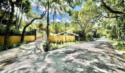 Casa com 4 dormitórios à venda, 336 m² por R$ 1.500.000,00 - Chácara Vale do Rio Cotia - Carapicuíba/SP
