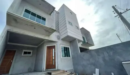 Sobrado com 3 dormitórios à venda no Bairro São João - Itajaí/SC
