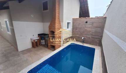 Casa à venda em Itanhaém com 3 dorm, 2 suítes e PISCINA por R$ 419 mil