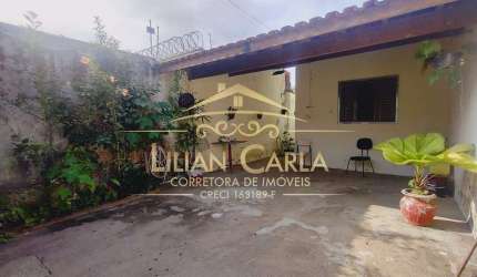Casa à venda em Mongaguá com 3 dorm, 1 suíte, 2 vagas de garagem por apenas R$ 280 mil!