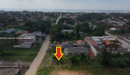 Terreno de 384m²  pronto para construir no Balneário Praia das Palmeiras, Itapoá-SC