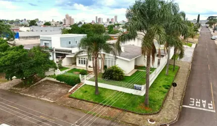 Casa com 3 dormitórios à venda, 250 m² por R$ 558.000,00 - Dos Estados - Guarapuava/PR