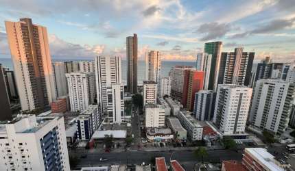 4 SUÍTES COM 3 VAGAS PADRÃO MD DE CONSTRUÇÃO
