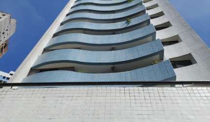 ESPAÇO E PRATICIDADE TE ESPERAM NESTE APARTAMENTO