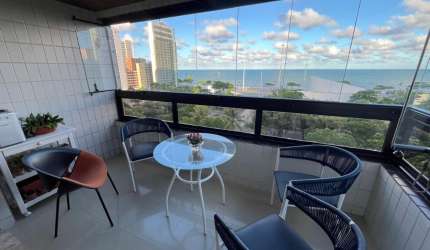AMPLO APARTAMENTO COM LINDA VISTA DEFINIDA DO MAR, NASCENTE