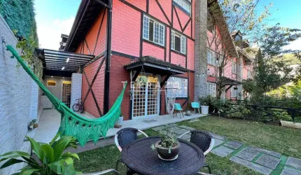 Casa à venda, 4 quartos, 3 suítes, 2 vagas, Alto - Teresópolis/RJ