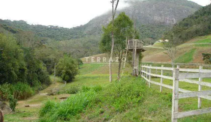 Fazenda à venda, 3 quartos, 3 suítes, Serrinha - Teresópolis/RJ