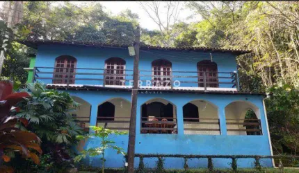 Casa à venda, 4 quartos, 3 vagas, Limoeiro - Guapimirim/RJ