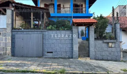 Casa com potencial COMERCIAL a venda, 220m² por R$1.490.000,00 - Agriões - Teresópolis/RJ - CODIGO 4577