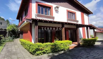Casa à venda, 7 quartos, 5 suítes, 5 vagas, Araras - Teresópolis/RJ
