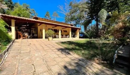 Casa em Condomínio à venda, 3 quartos, 3 suítes, 6 vagas, Vargem Grande - Teresópolis/RJ