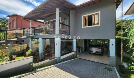 Casa em Condomínio à venda, 4 quartos, 2 suítes, 2 vagas, Posse - Teresópolis/RJ