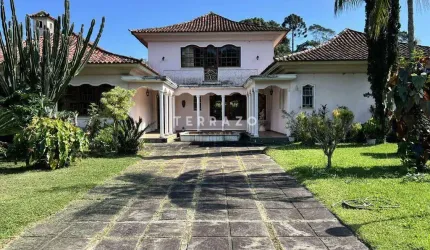 Casa Comercial no estilo Arabe / 4 suítes / 450m² / Tijuca-Teresópolis