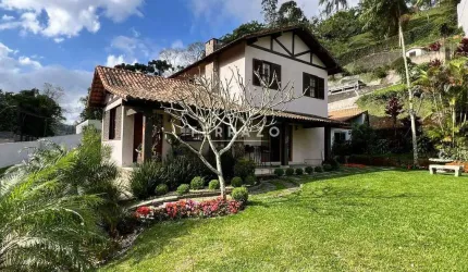 Casa à venda, 4 quartos, 2 suítes, 1 vaga, Pimenteiras - Teresópolis/RJ