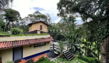 Casa à venda, 3 quartos, 1 suíte, 4 vagas, Golfe - Teresópolis/RJ