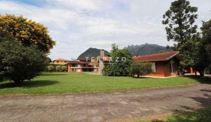 Casa à venda, 9 quartos, 7 suítes, 7 vagas, Alto - Teresópolis/RJ