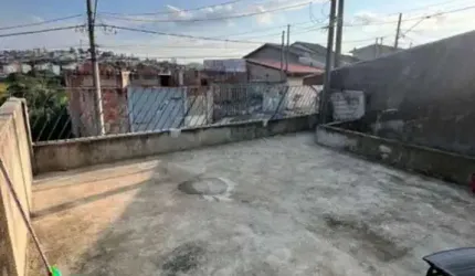 Venda de Casa - Sobrado no Jardim Santa Júlia