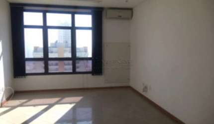 Venda e Locação: Sala Comercial - Ideal para Seu Negócio