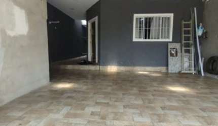 Sobrado Espetacular à Venda: Seu Novo Lar com Estilo e Espaço