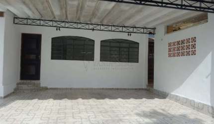 Oportunidade Imperdível: Casa à Venda com Características Únicas