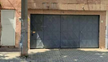 Casa Térrea para Venda em Jacareí com 3 Dormitórios e Varanda Ampla