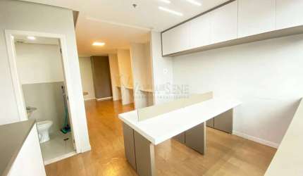 Sala comercial para locação no Jardim Aquarius