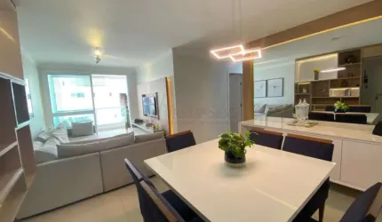 Apartamento à Venda no Jardim das Colinas: Conforto e Localização Perfeita