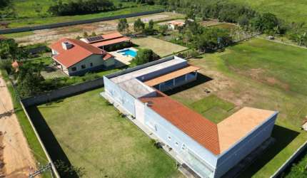 Linda Chácara à Venda em Marambaia - Caçapava/SP